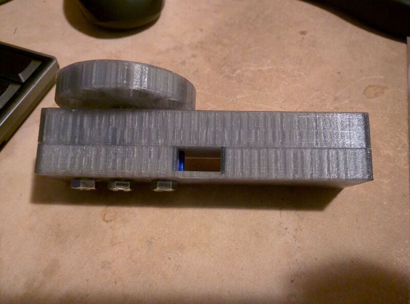 File:Geared clamp ASM 11.JPG