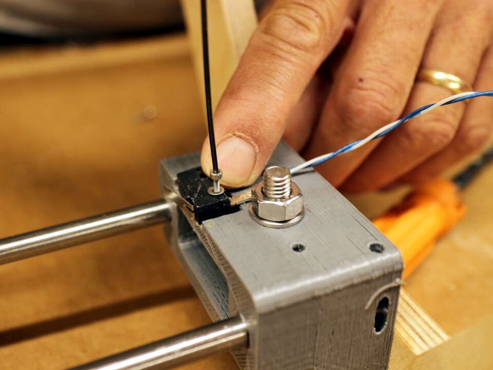 File:AthenaII limit switches.JPG