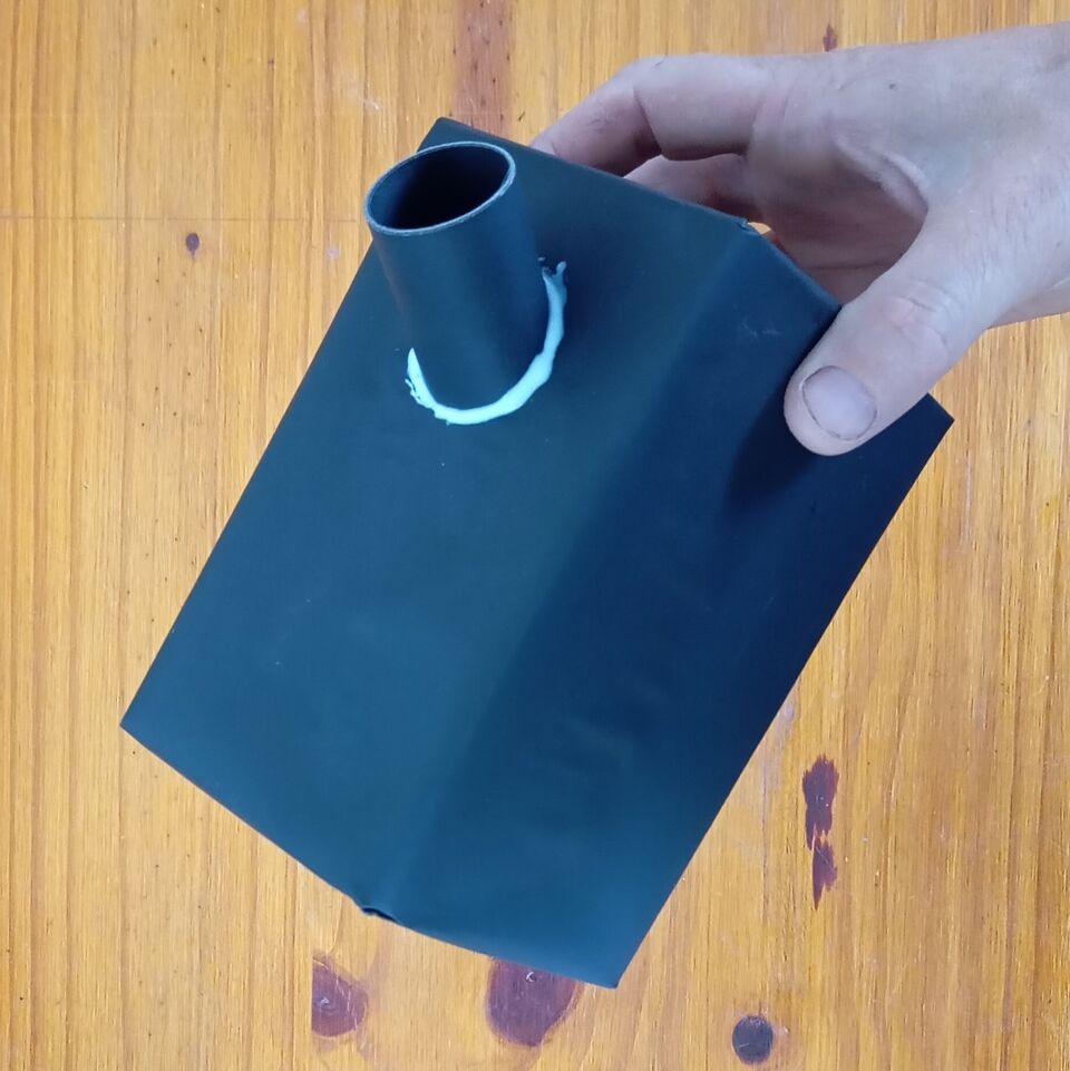 File:Caja oscura 8.jpg