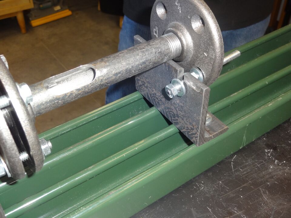 File:RECYCLEBOTv4 16 BoltBearingEndToBracket.JPG