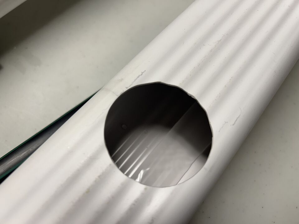 File:CCodyreWaterFlowingThroughNFTHydroponicsSystem.jpg