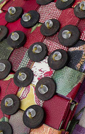 120px-Coconutbuttons.png