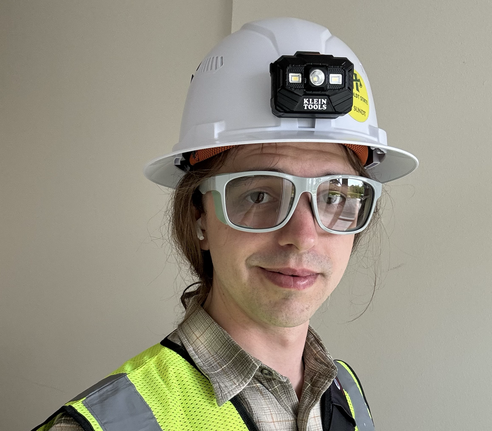 File:Hard hat me.png
