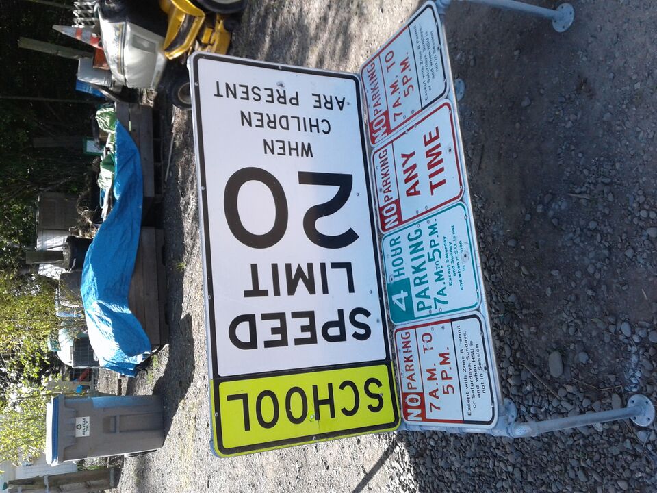 File:No Parking bench.jpg