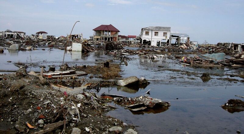 File:Inundaciones-indonesia-2004.jpg