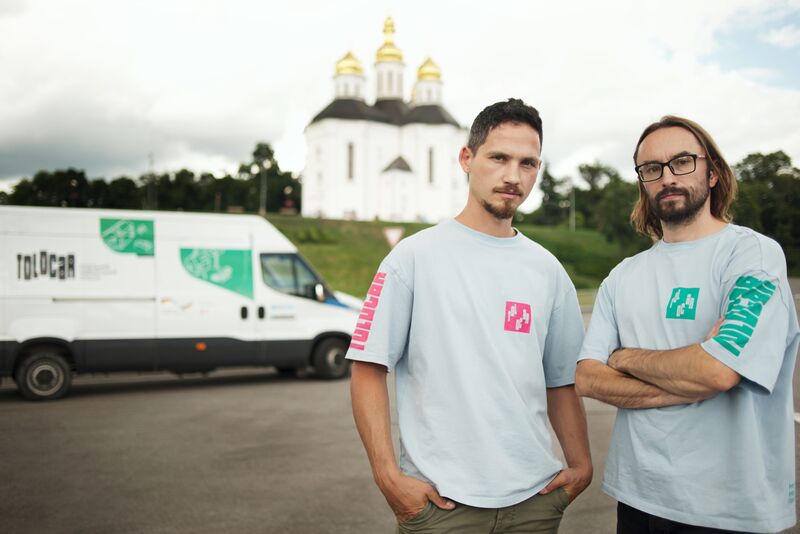 File:Ivan Nesterenko (left) and Denys Kvasov with the Tolocar Van.jpg