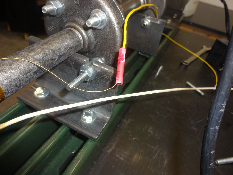 File:RECYCLEBOTv4 37 CrimpNichromeWires.JPG