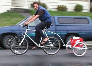 330px-Bpack_bike_trailer_-_demo_1.jpg