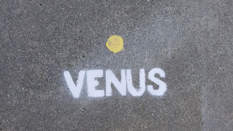 File:Venus Concrete.jpg