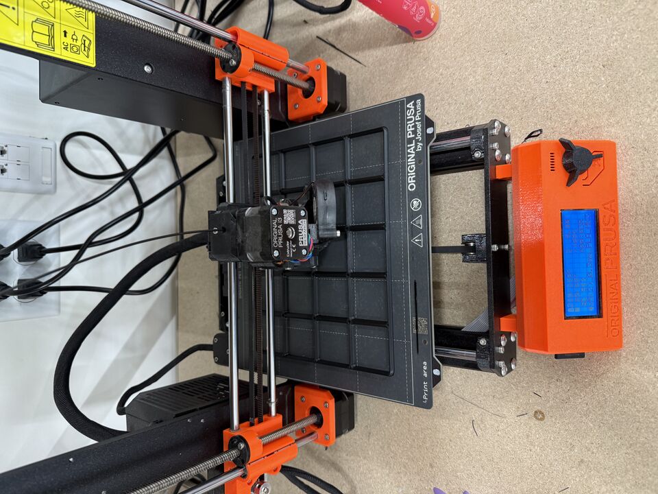 File:Matt building 3DPrinter.jpg.jpg