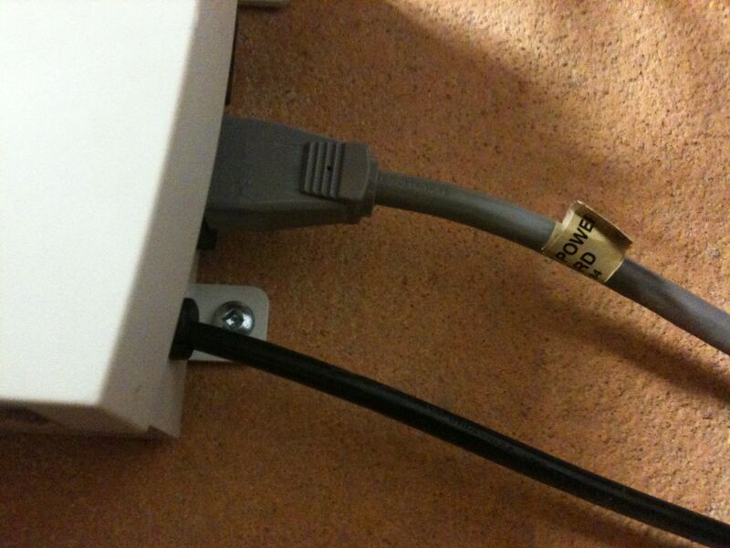 File:Pump power cord.jpg
