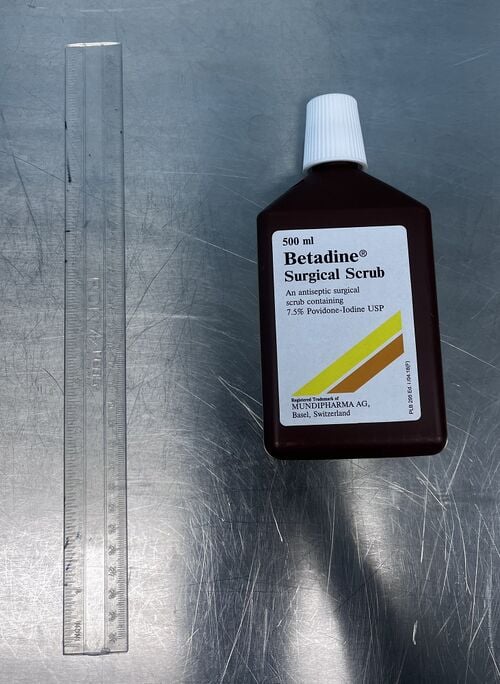 File:Antiseptic solutions 1.jpg