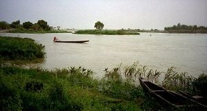 640px-1997 Niger River.jpg