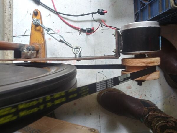 File:Bike belt alignment.jpg
