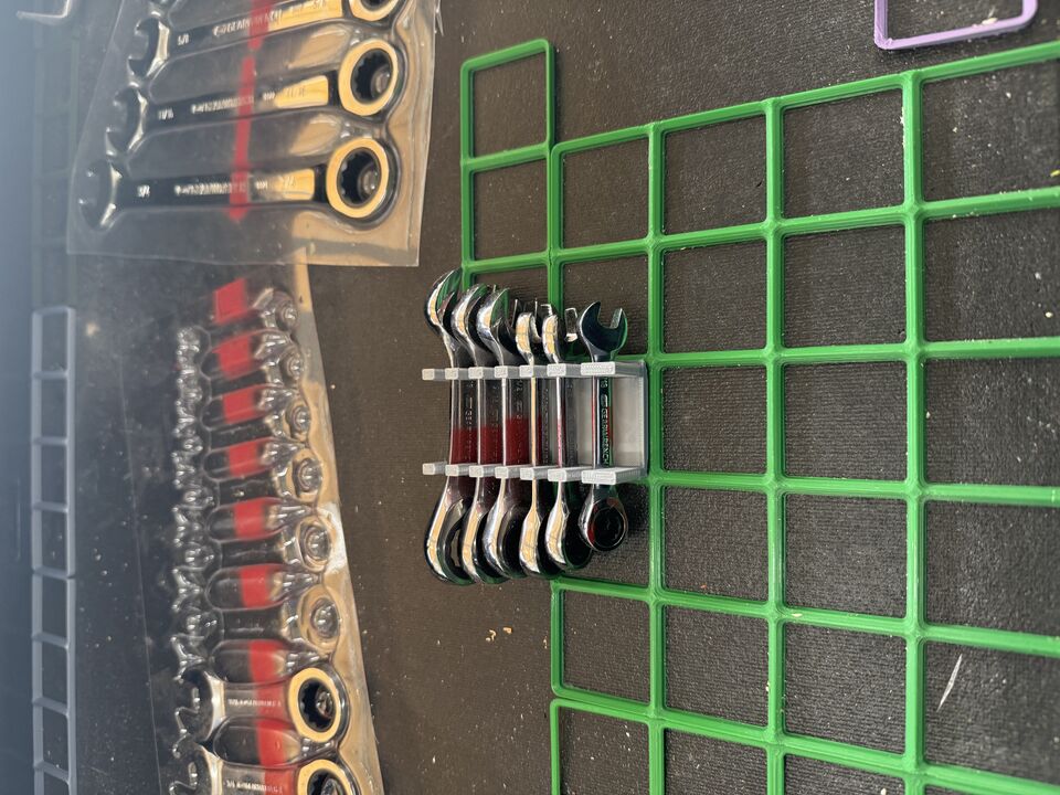File:Matt building Insert.jpg.jpg