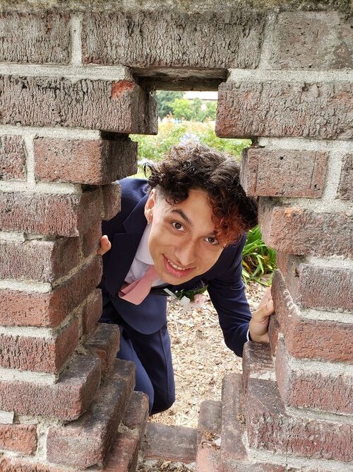 File:HELLOTHERE.jpg