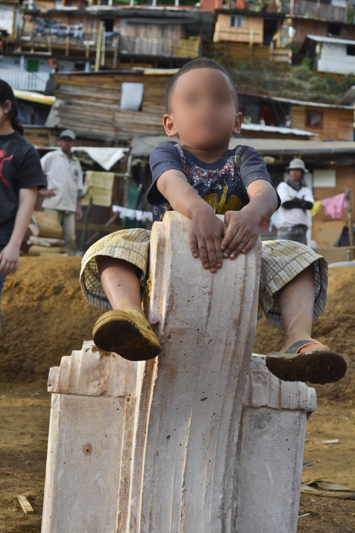 File:Insitu horsey bench.png