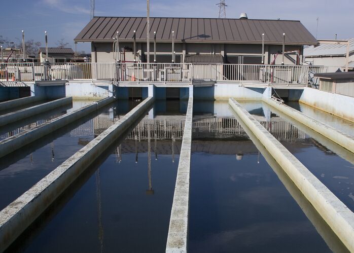 File:ChlorinationBasin.jpg