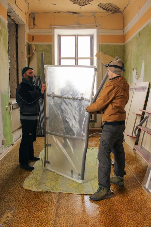 File:P42-bottom right-Vladyslav Lyubarets-IMG 8798.jpg