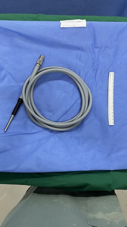 File:Light cable 1.jpg