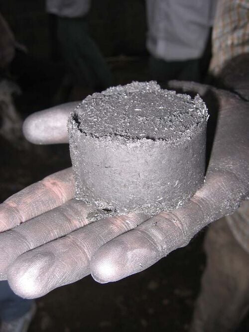File:Beautiful briquette.jpg