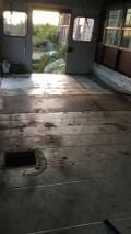 Step 2. Clean metal floor and let it dry before rust converter is applied