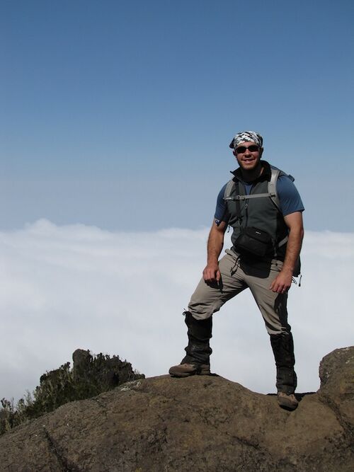 File:Kilimanjaro 1012.JPG