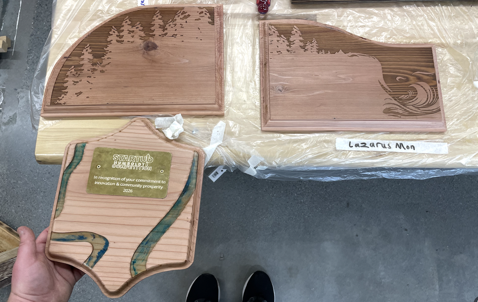 File:LCR ClearCoatedPlaques.png