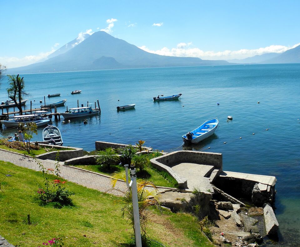 File:Lakeat.jpeg