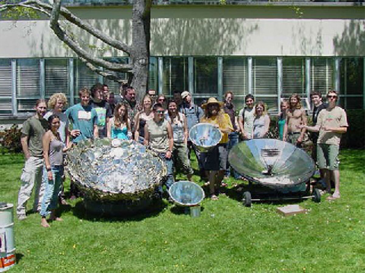 Solar cooker - Wikipedia