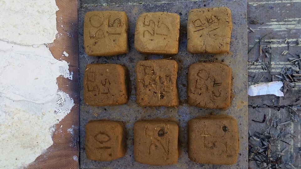 File:Cobtestbricks.jpg