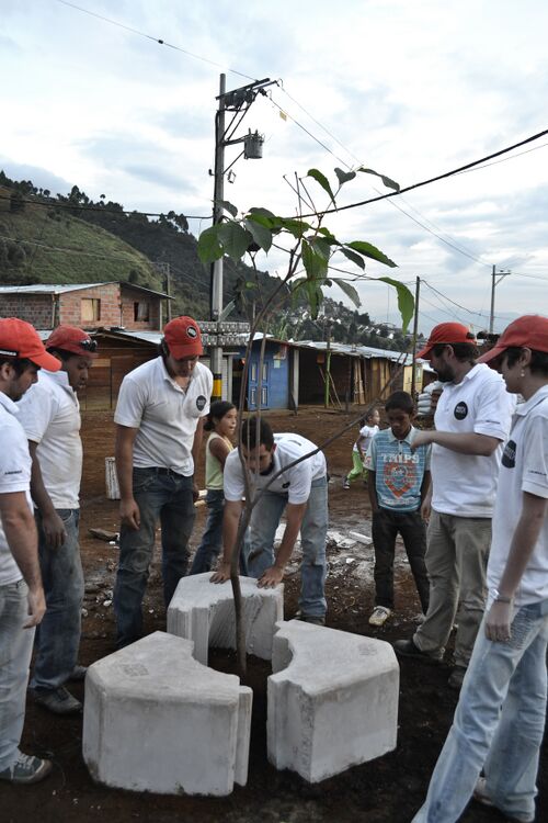 File:Insitu-manantiales-02.jpg