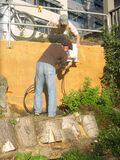 Fig 1o: Hooking up mainline to the bucket