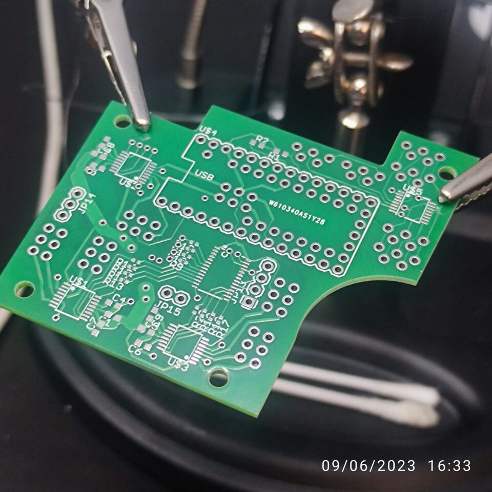 File:MainMicro-PCB1.jpg