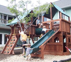 SunwardCohousingPlayStructure2005.jpg