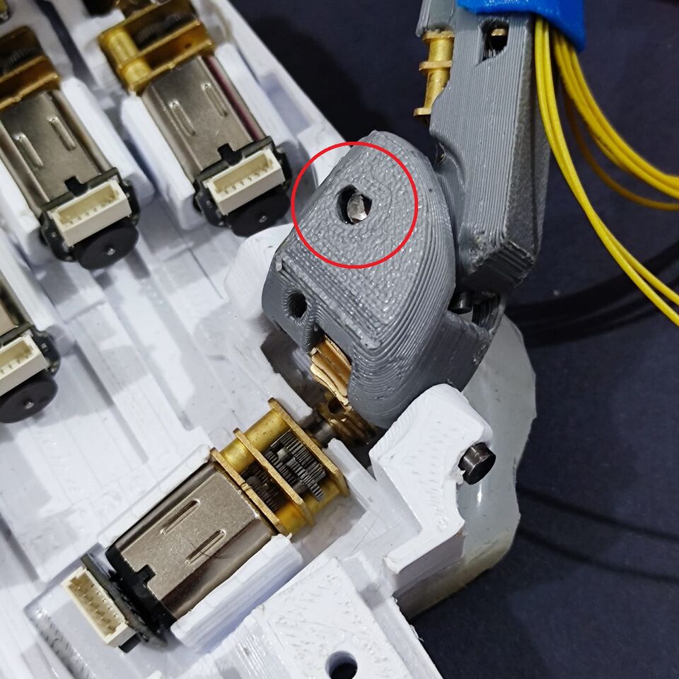 File:WeArm-axis4-2.jpg