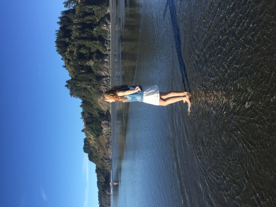 File:Aclemente MoonstoneBeach.JPG